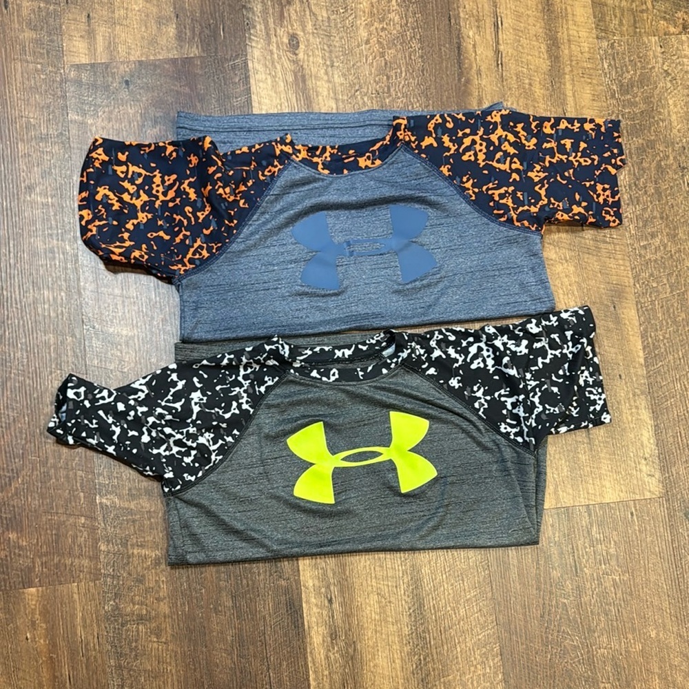 Under Armour Kids' s‎ Short Sleeve Shirts set of two Youth Large
